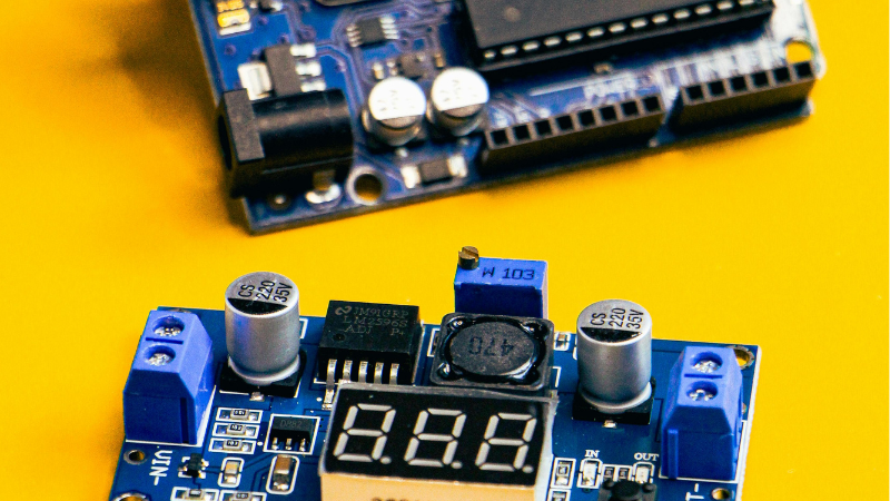 No momento, você está visualizando Olimpíada Brasileira de Robótica (OBR) e Competições com VEX: por que sua escola deve entrar nesse movimento